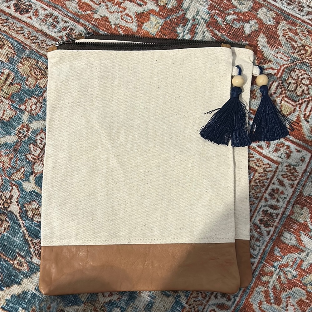 13x11 tote